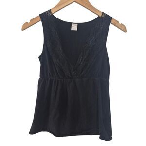 Old Navy Vintage Y2K Black Lace V-neck Perfect Fit Tank Top Goth Grunge Size XS